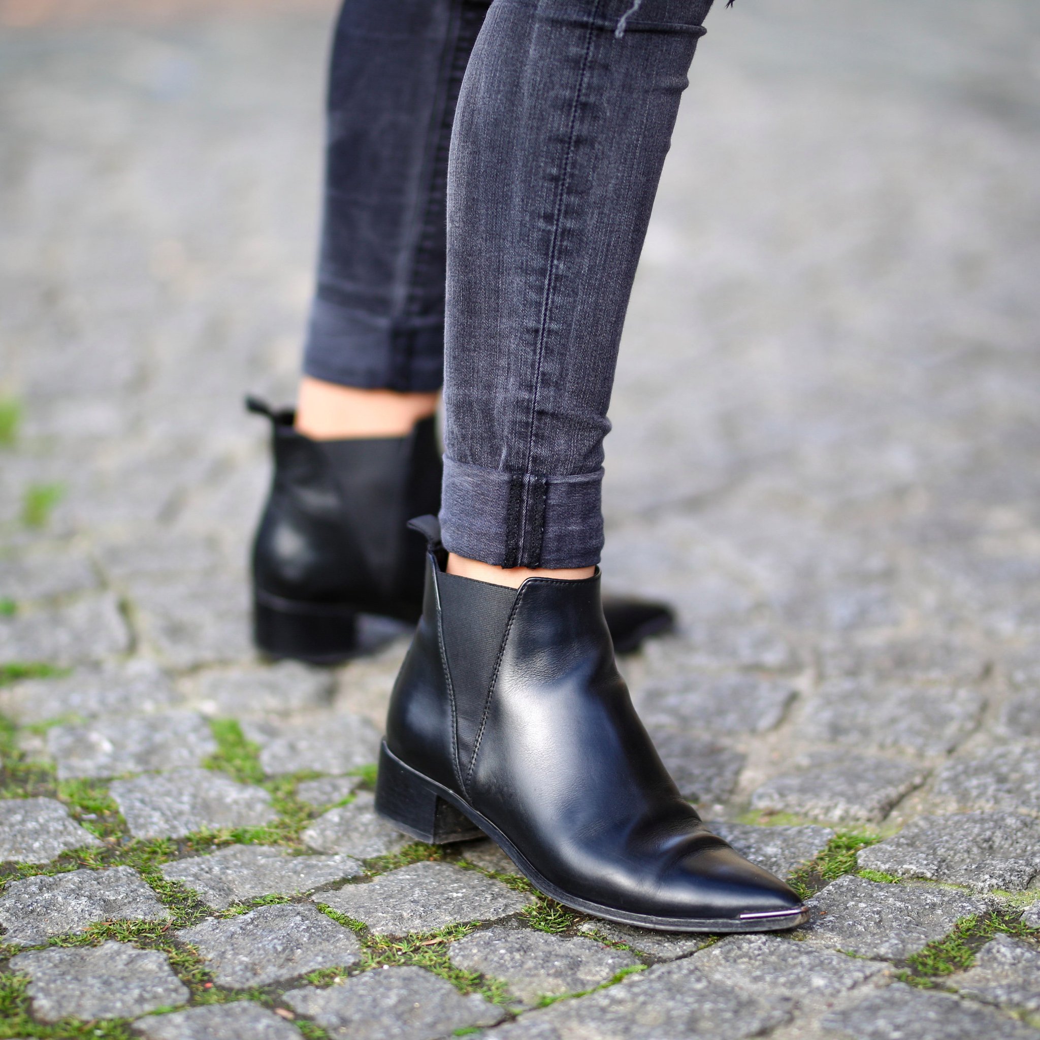 Chelsea Boots Under 100