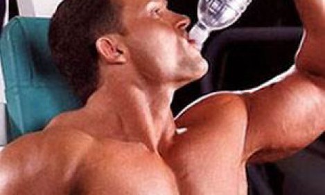 Νερό: Το πιο αναβολικό και το πιο παραμελημένο θρεπτικό συστατικό για το Bodybuilding