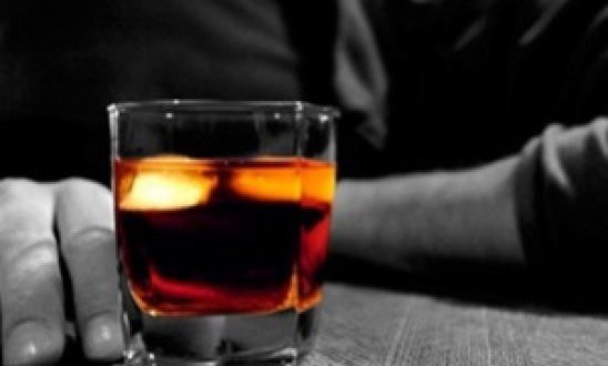 Πόσα χρόνια ζωής κόβει το αλκοόλ – Το γράφημα του τρόμου