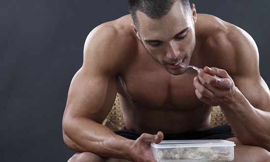 Οι τροφές που βοηθούν να «χτίσετε» τους μύες σας