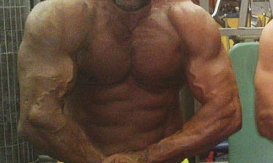 Έφυγε από τη ζωή ο Ντίνος Παπαδιόχος πενθεί η ελληνική κοινότητα του bodybuilding