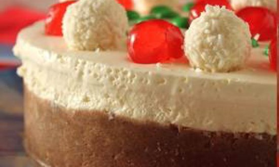 Ελαφρύ cheesecake με λευκή σοκολάτα