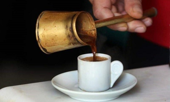 5 λόγοι για να πίνετε ελληνικό καφέ