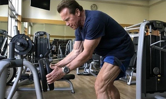 Αυτό είναι το fitness του Arnie ενάντια στον κορωνοϊό