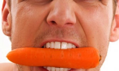 SOS: Γιατί τα καρότα είναι απαραίτητα στους άντρες