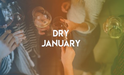 Dry January: Πώς ευνοεί την υγεία ένας μήνας αποχή από το αλκοόλ;