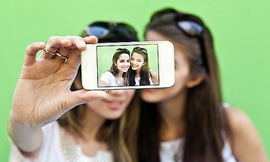 Πώς οι selfies επηρεάζουν την υγεία μας