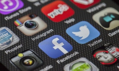Ποιο είναι το χειρότερο μέσο κοινωνικής δικτύωσης, που βρίσκονται Facebook και Youtube;