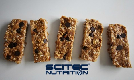 Φτιάξτε εύκολα και γρήγορα Protein Bars by Scitec Nutrition!