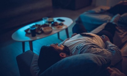 Η επιστήμη σου δίνει 5 λόγους για να μην κοιμάσαι με αναμμένο φως
